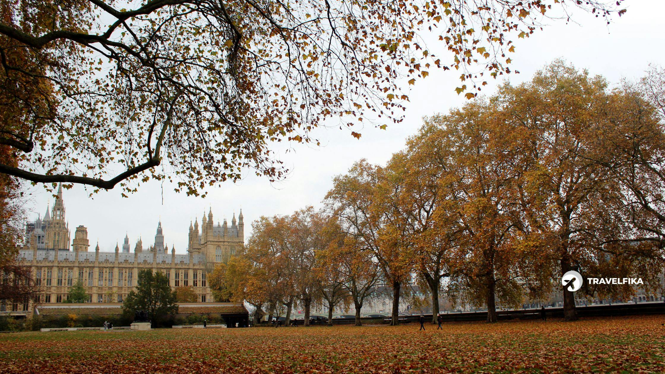Autumn in London (September to November)
